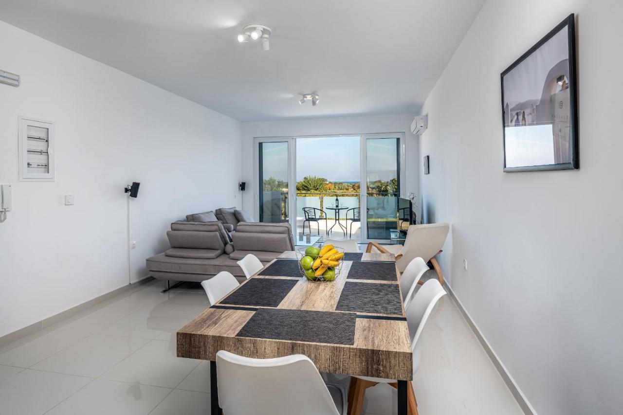 Asteria Pearl Villa 2 With Rooftop Jacuzzi Tigaki エクステリア 写真