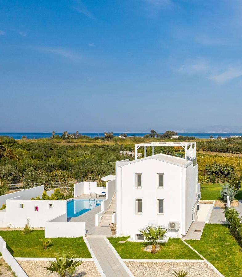 Asteria Pearl Villa 2 With Rooftop Jacuzzi Tigaki エクステリア 写真