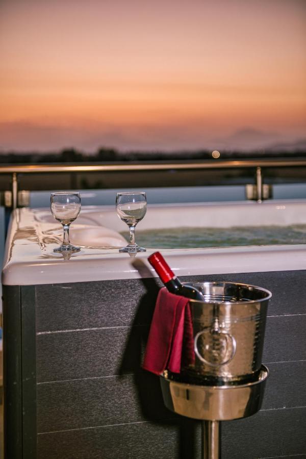 Asteria Pearl Villa 2 With Rooftop Jacuzzi Tigaki エクステリア 写真