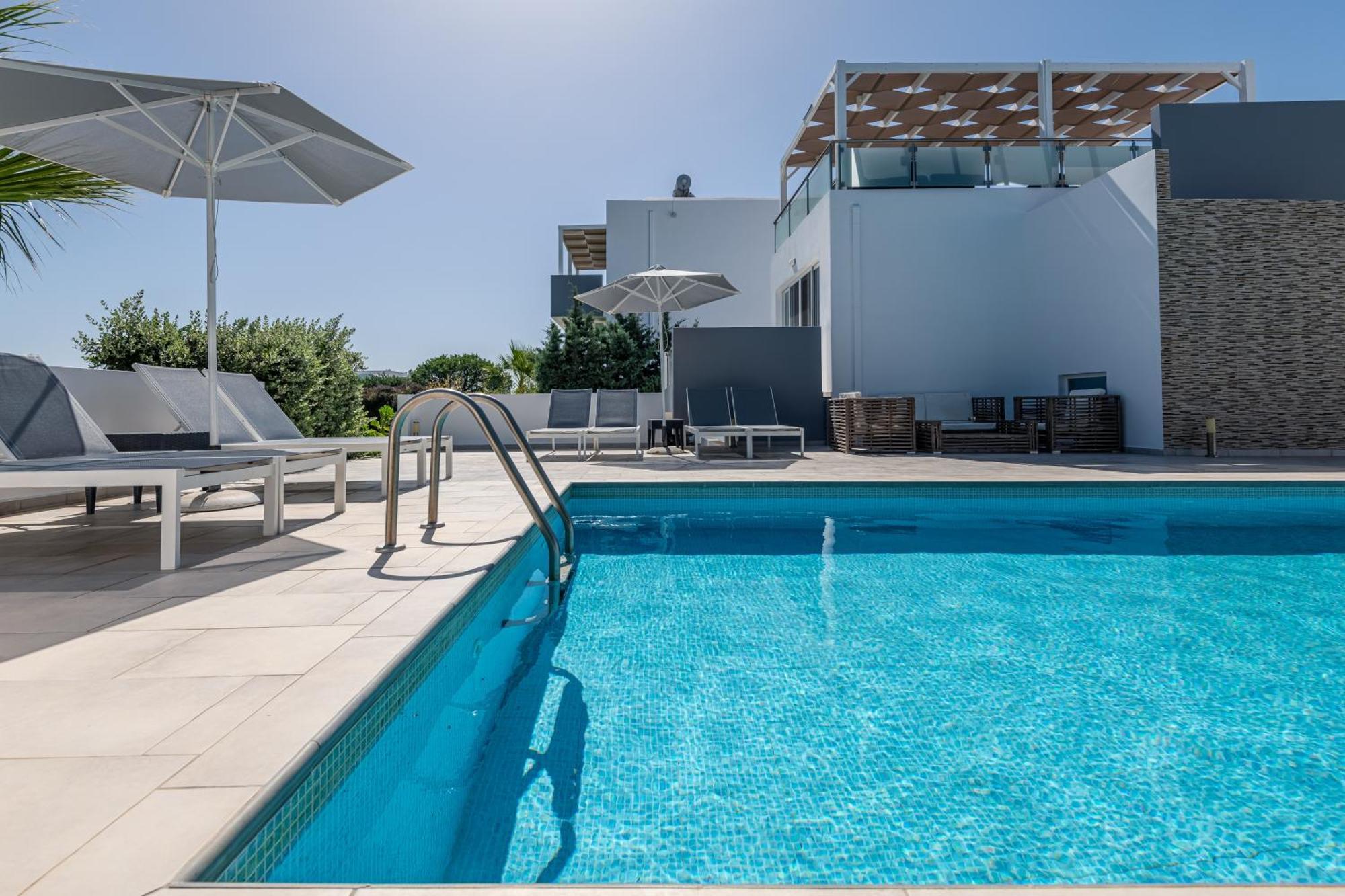 Asteria Pearl Villa 2 With Rooftop Jacuzzi Tigaki エクステリア 写真