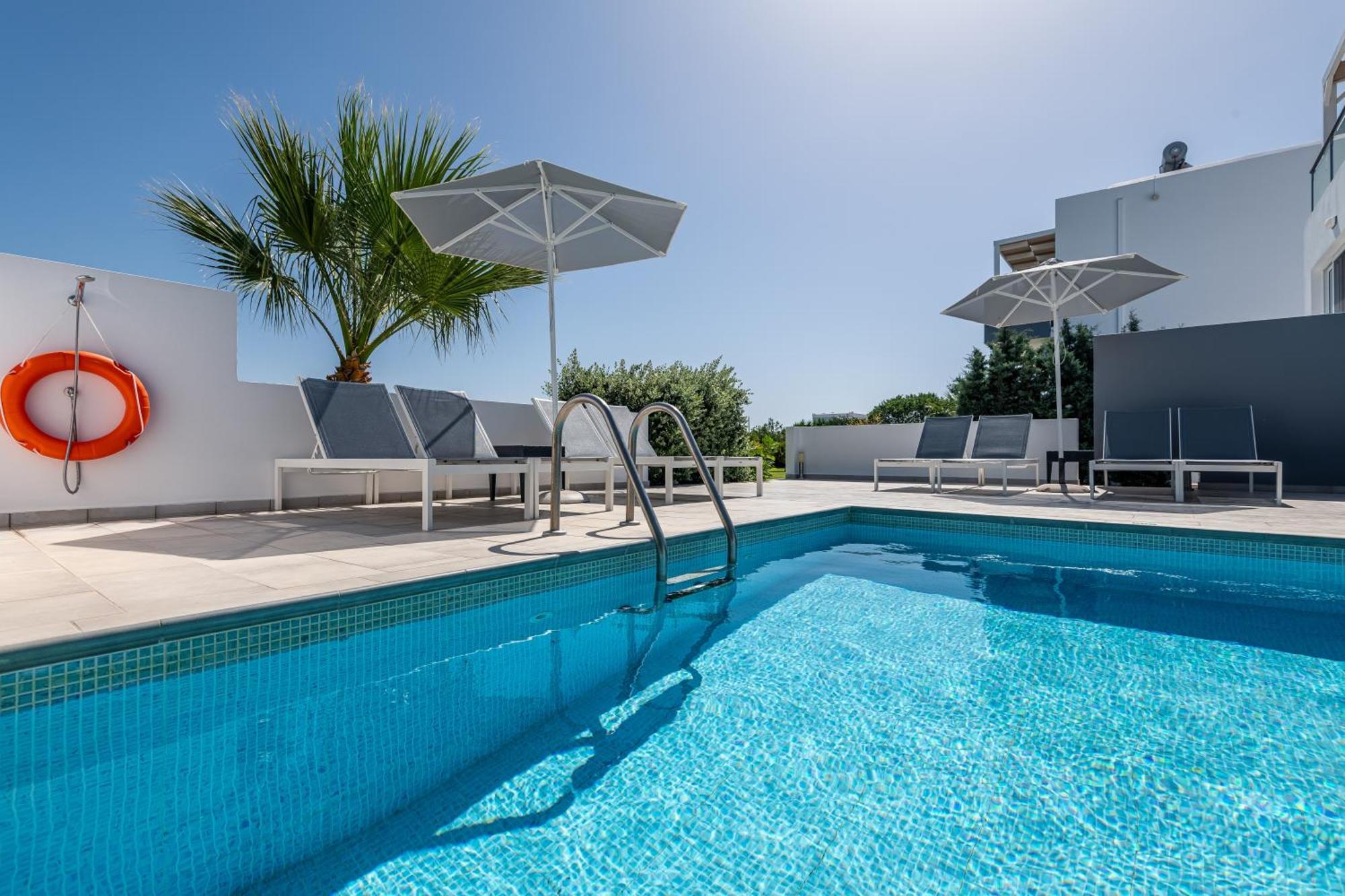 Asteria Pearl Villa 2 With Rooftop Jacuzzi Tigaki エクステリア 写真