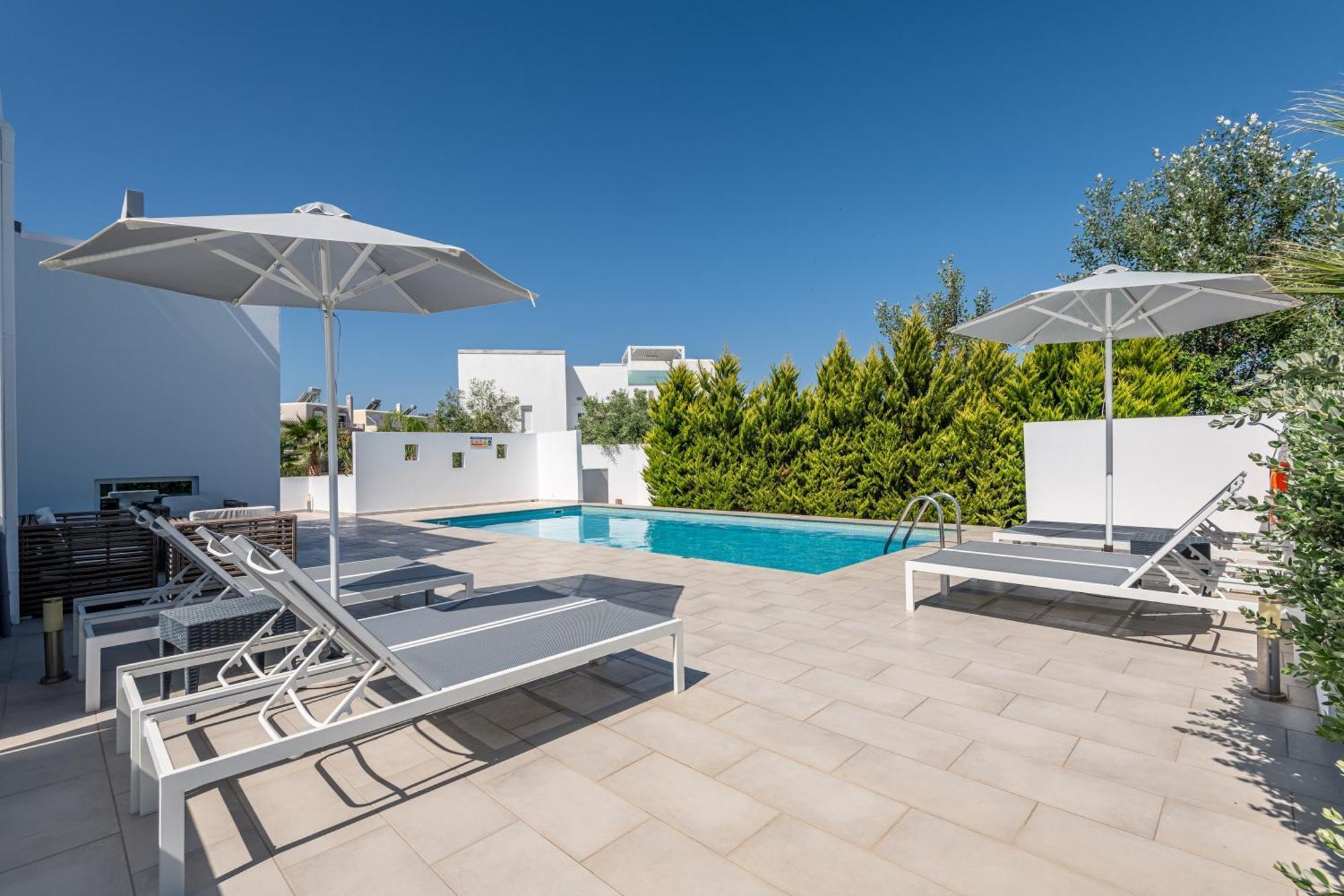 Asteria Pearl Villa 2 With Rooftop Jacuzzi Tigaki エクステリア 写真