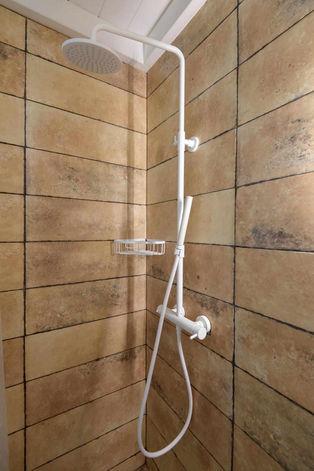 Asteria Pearl Villa 2 With Rooftop Jacuzzi Tigaki エクステリア 写真